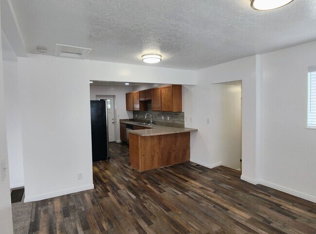 Foto del edificio - Beautiful 2 Bd 2 Bath Home in Murray