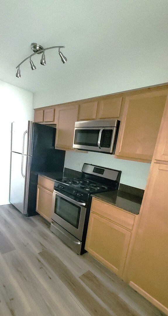 Building Photo - 43 Orchard Terrace