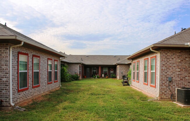 Foto del edificio - Cobblestone Manor Senior Apartments