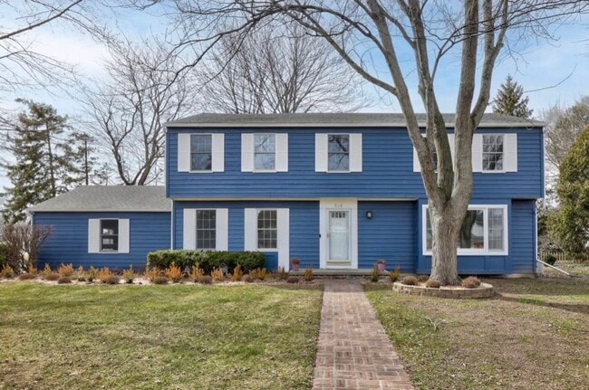 Foto del edificio - The Space You’ve Been Waiting For — 4 Beds, 2.5 Baths in Saginaw Township