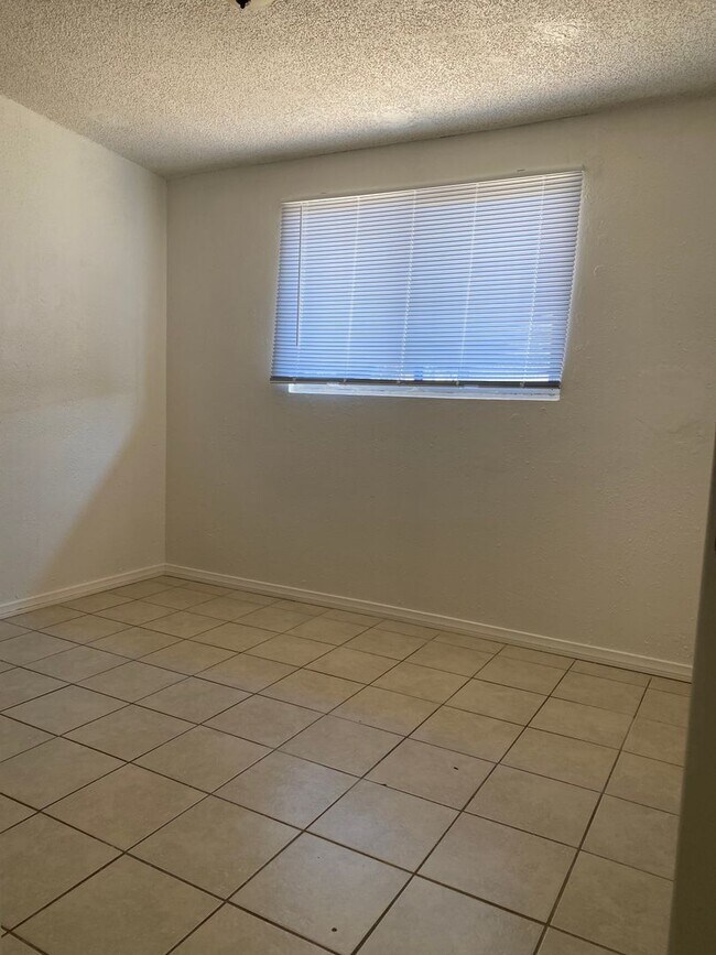 Foto del edificio - 687