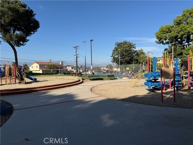 Building Photo - 330 N Rural Dr