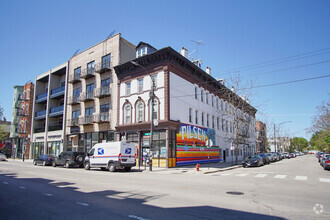 Building Photo - 1714 S Carpenter St
