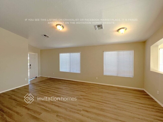 Foto del edificio - 14879 W Ventura St