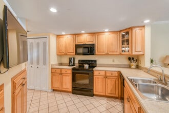 Building Photo - 28 Uno Lago Dr Building Photo - 28 Uno Lago Dr