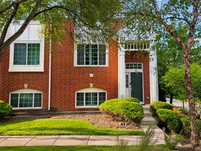 Building Photo - 128 Morgan's Gate Dr