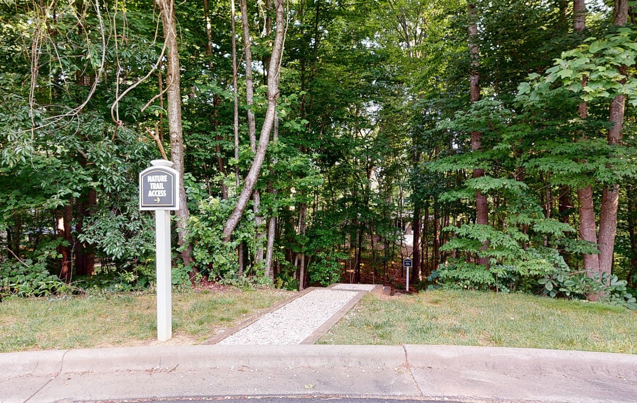 Photo - Crowne Park Apartments