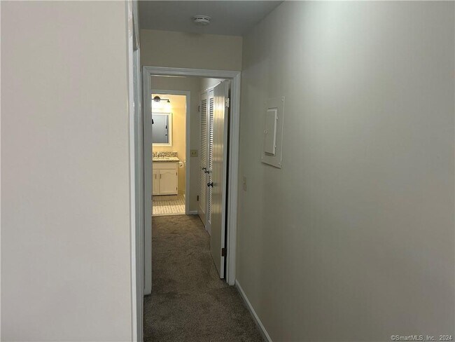 Building Photo - 3 Falmouth Ct