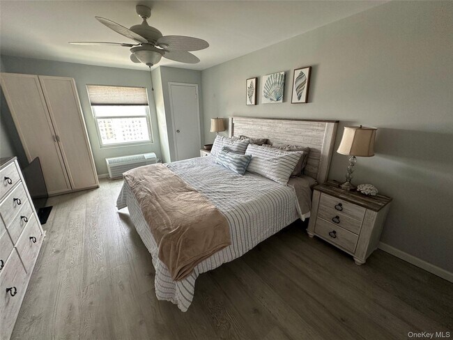 Foto del edificio - 360 Shore Rd