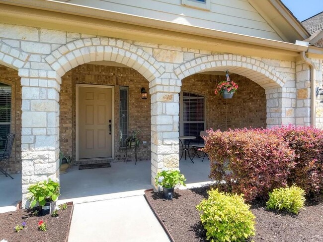 Building Photo - 109 Snowflake Dr