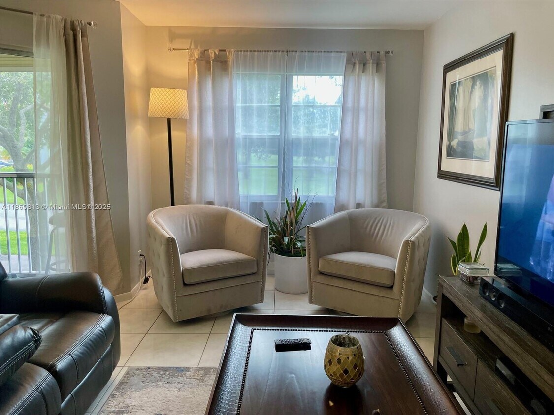 Primary Photo - 12500 SW 5th Ct