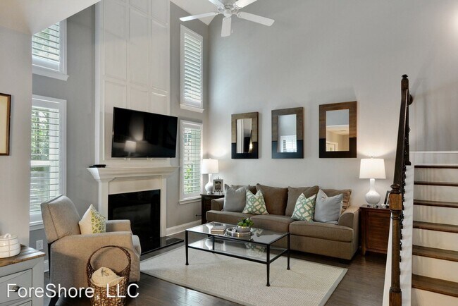 Building Photo - 3 br, 2.5 bath House - 9 Dustin Loop