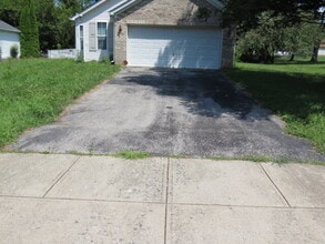 Building Photo - 6132 Kensington Glen Dr