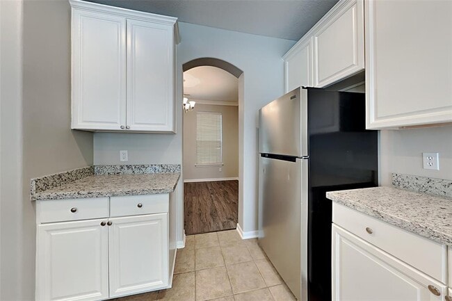 Building Photo - 10307 Summit Bridge Ln