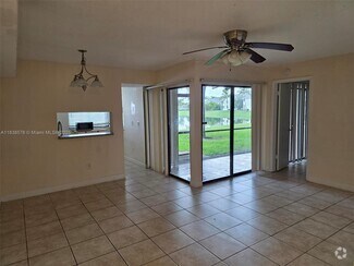 Building Photo - 1061 Jefferson Dr