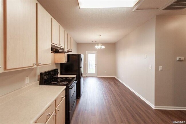 Foto del edificio - 133 Pine Meadows Cir