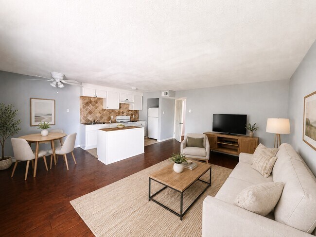 Foto del edificio - 4624 Bell St