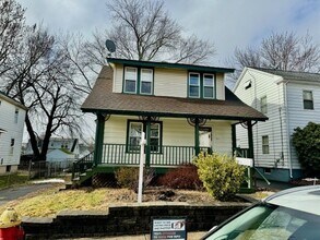 Building Photo - 51 Nesbit Ave
