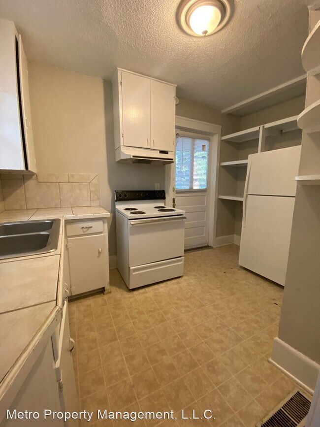 3 br, 2 bath House - 12 Rosemary Street - 4
