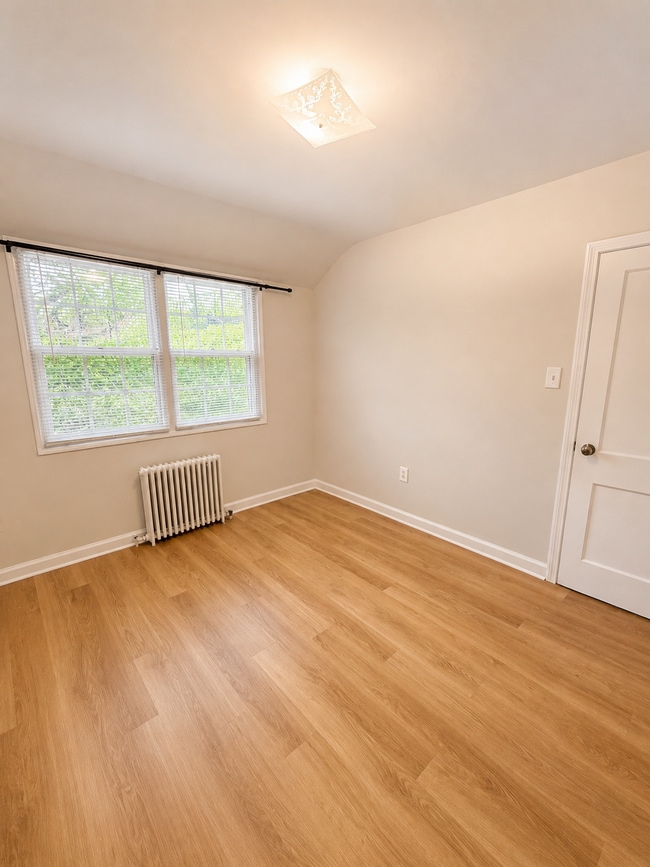 Foto del edificio - 1224 N Meade St