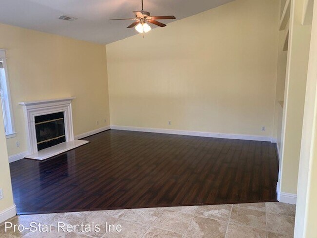 Building Photo - 4 br, 2 bath House - 915 Birch