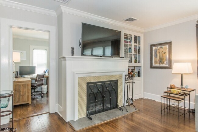 Foto del edificio - 34 Oakwood Ave