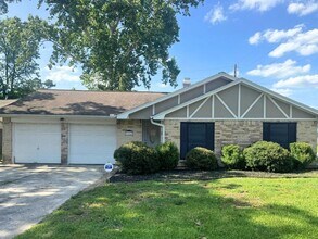 Building Photo - 3402 Almondwood Dr