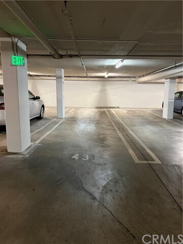 Foto del edificio - 1375 Kelton Ave