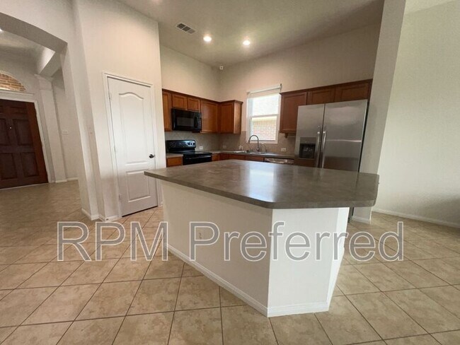 Foto del edificio - 3443 Rainshore Dr