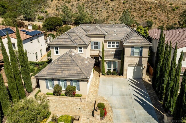 Building Photo - 923 Tucana Dr
