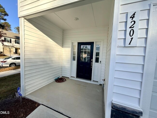 Foto del edificio - 4201 Little Fellow Ln