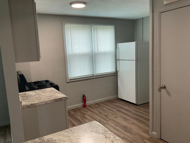 Foto del edificio - 304 E. Park