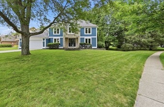 Building Photo - 7666 Windwood Dr