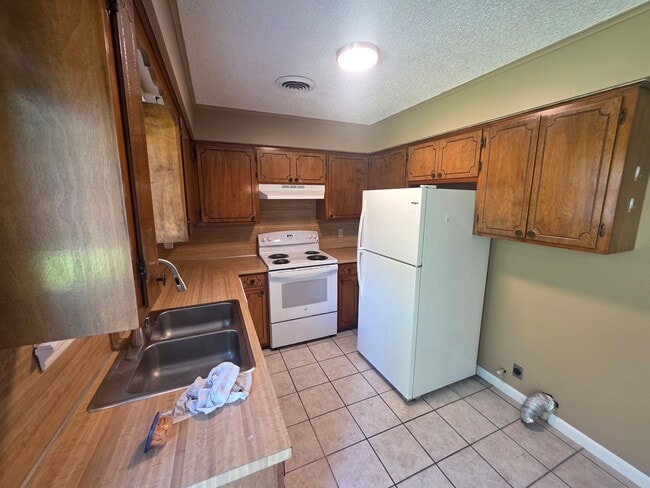 Photo - 2925-2927 N Sunny Ln Apartment