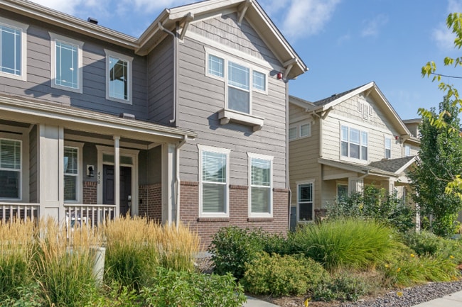 Building Photo - 450 Zeppelin Wy