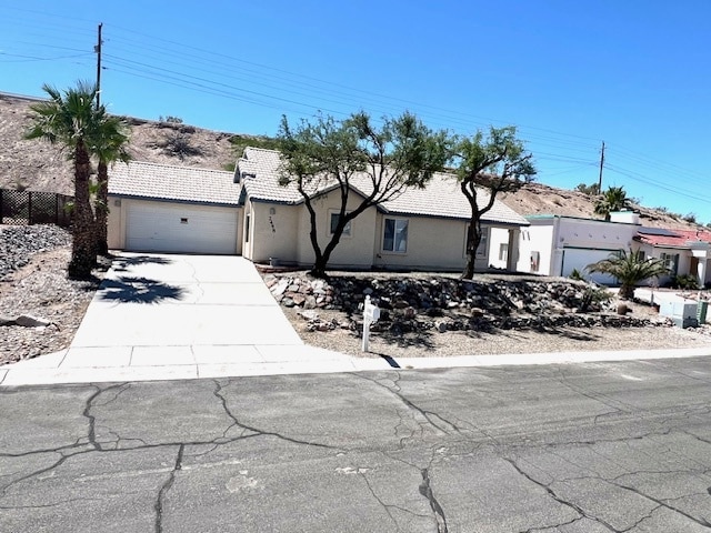 Building Photo - 2448 S Ridge Ave