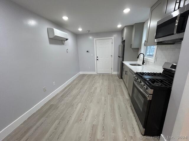 Foto del edificio - 107 S Main St