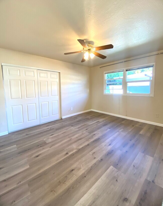 Foto del edificio - 16606 Winding Blvd