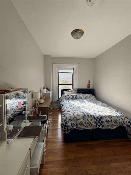 Building Photo - 221 Newbury St