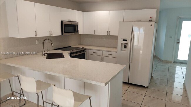 Foto del edificio - 11507 SW 6th St