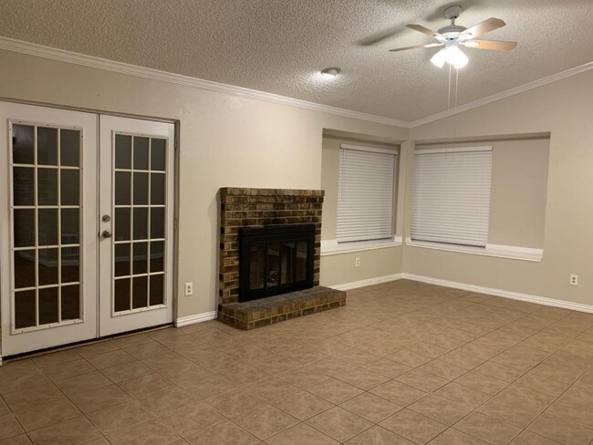 Building Photo - 127 Wilderness Trail