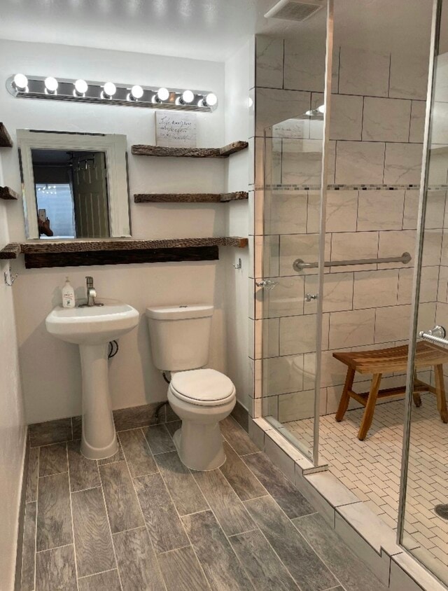 Building Photo - 114 W 975 N