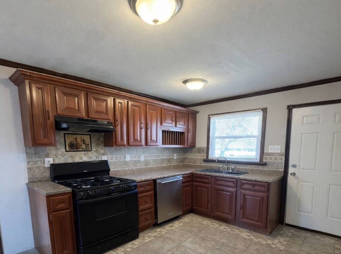 Photo - 1223 Walker Ave (St. Louis, MO)