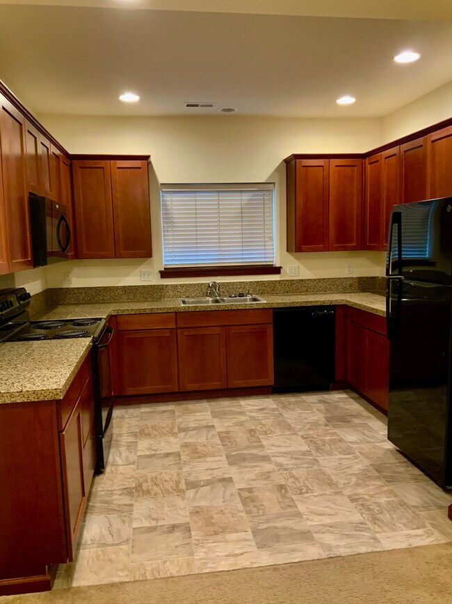 Foto del edificio - 501 N 105th St