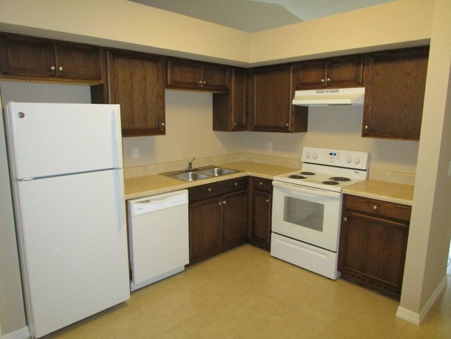 Building Photo - 1704 Ridgewood Ln