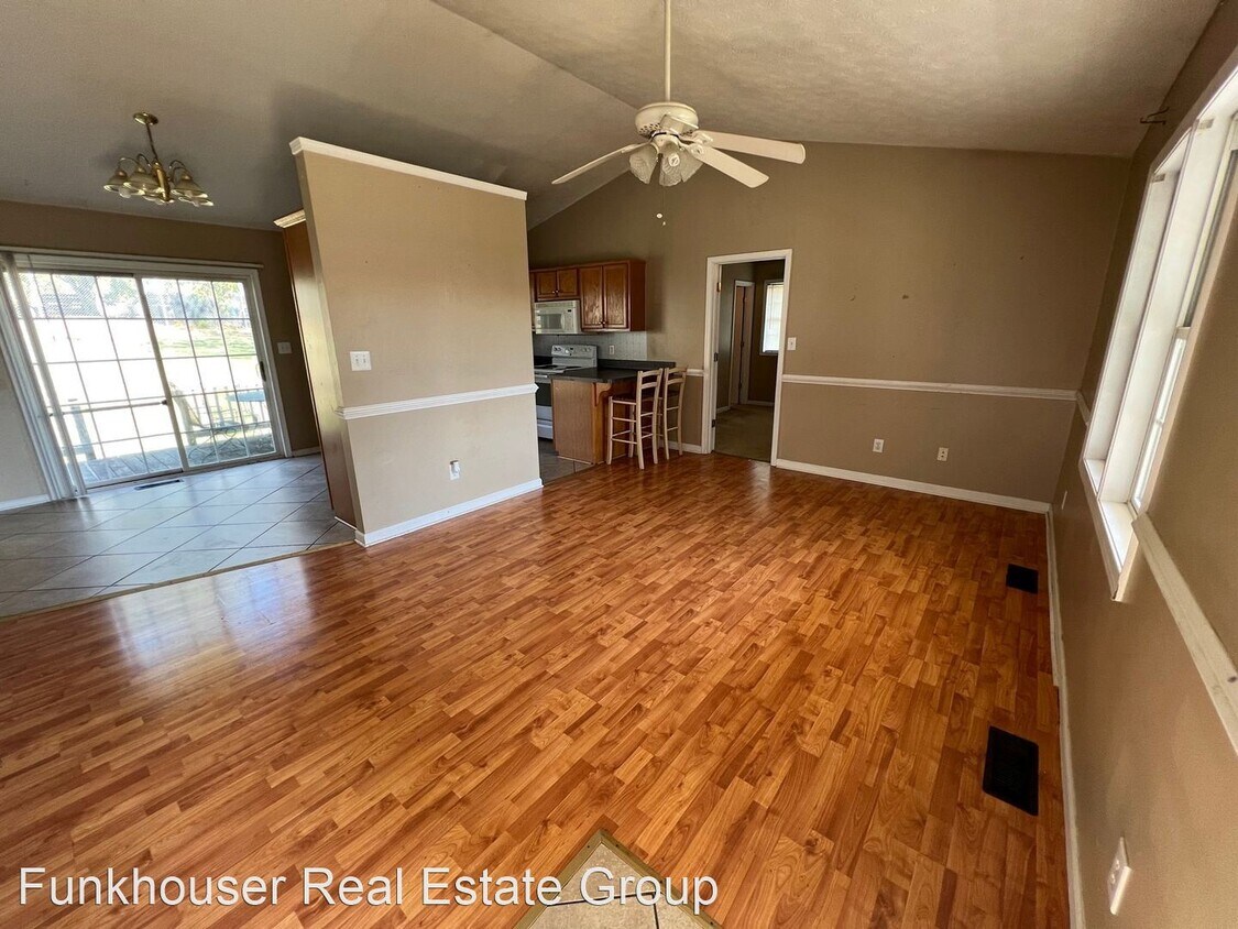Primary Photo - 3 br, 2 bath House - 84 Brendan Lane