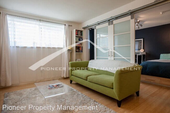 Building Photo - 1 br, 1 bath House - 1032 Clarkson St. #104