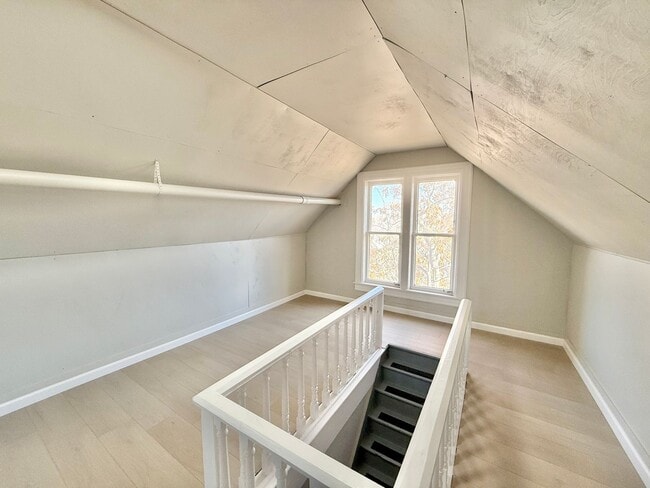 Foto del edificio - 1041 Lake Ave