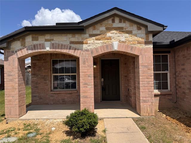 Building Photo - 5925 McKaskle Dr