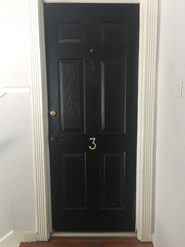 Foto del edificio - 3422 Rosedale St